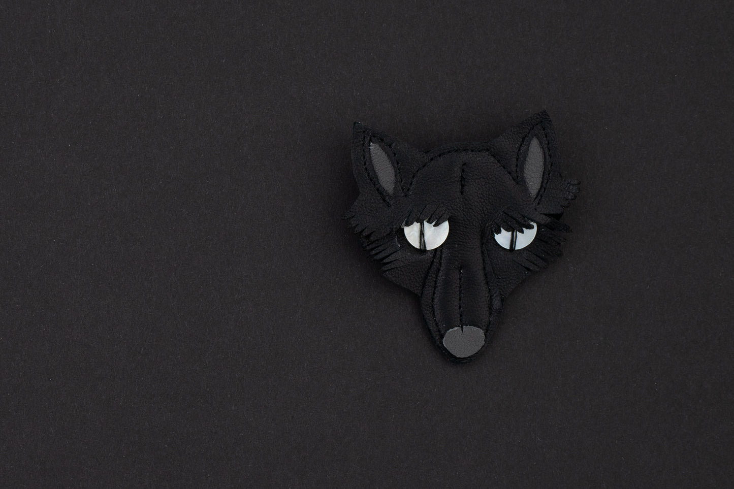 Brooch Wolfhead