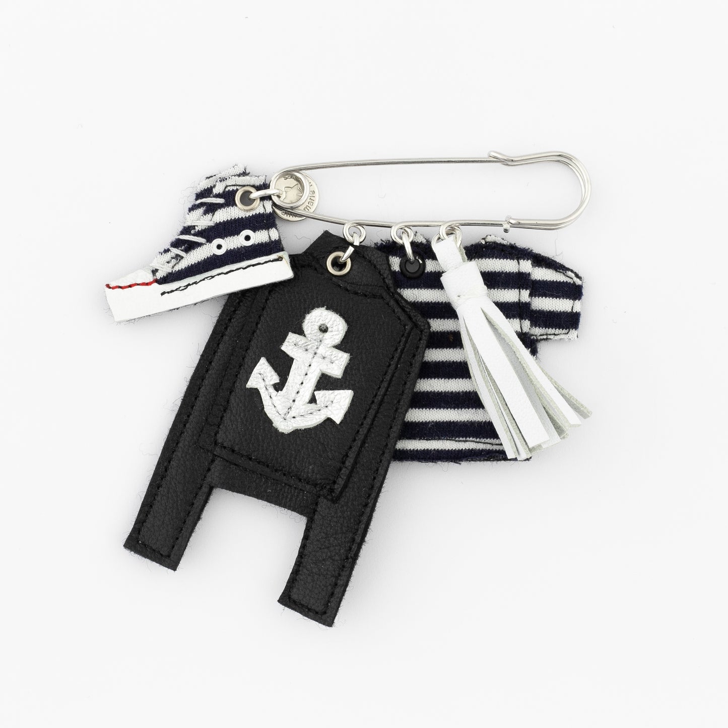 Brooch Sailor silver