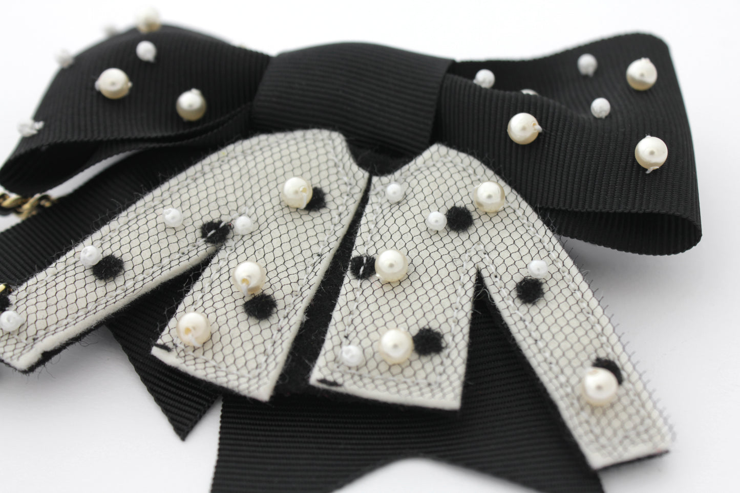 Brooch Coco Pearl Tulle