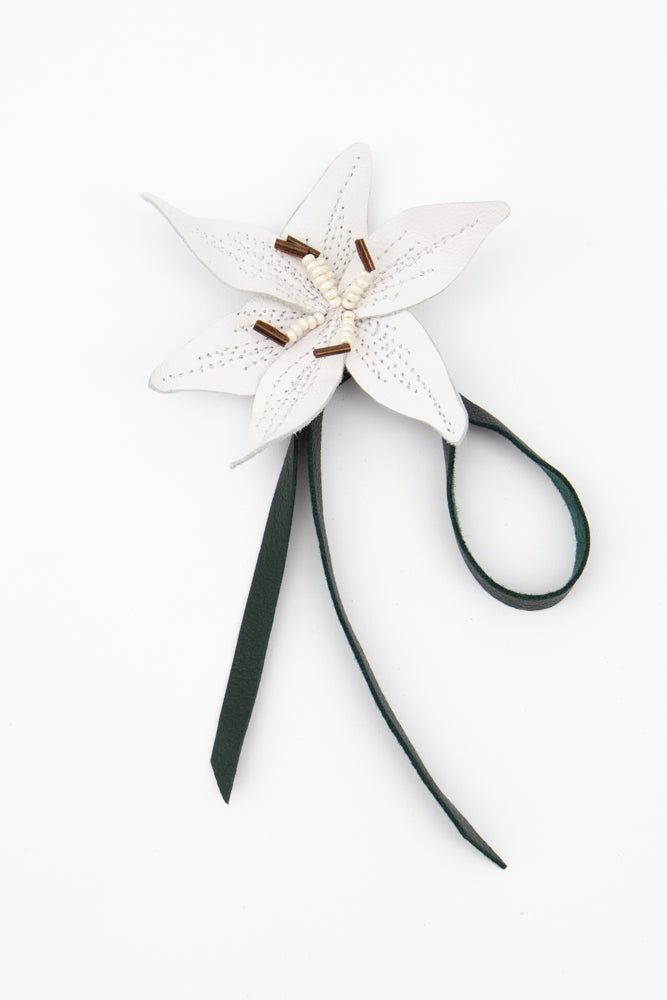 Brooch Lily