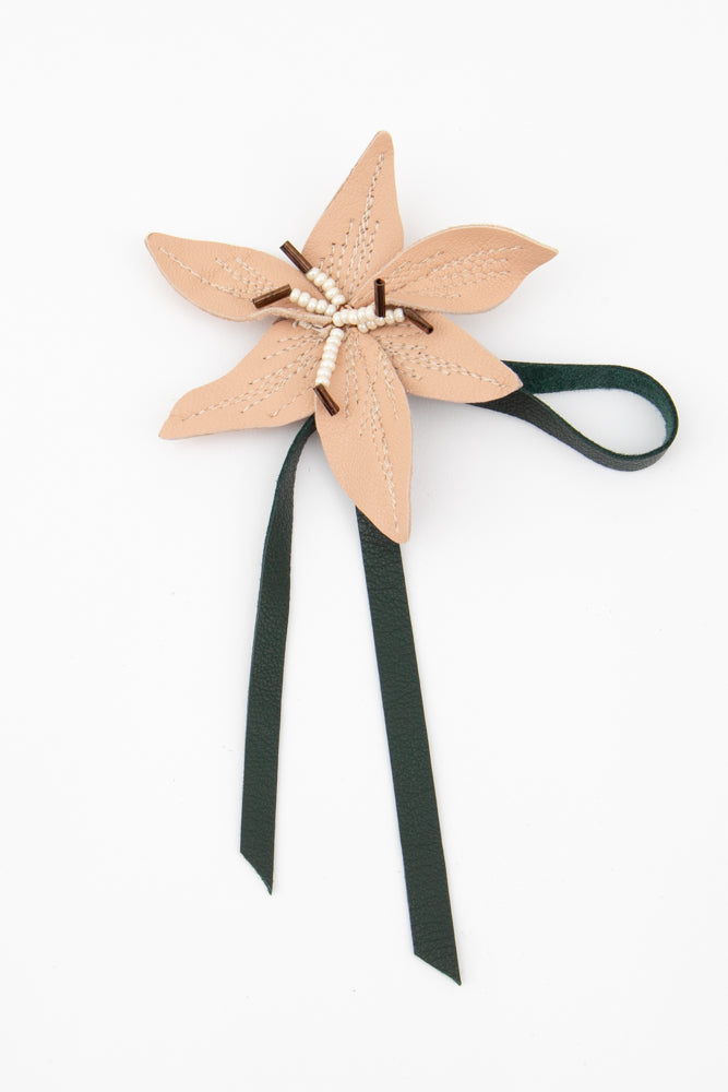 Brooch Lily